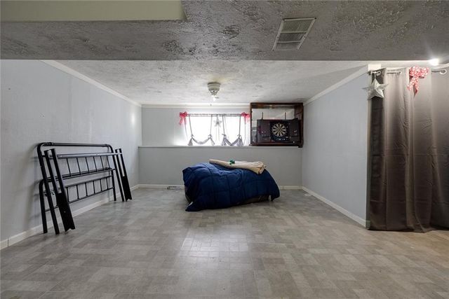 1808 SE Kingsway Street, Oak Grove, MO 64075