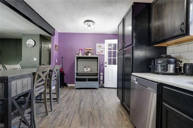 1808 SE Kingsway Street, Oak Grove, MO 64075