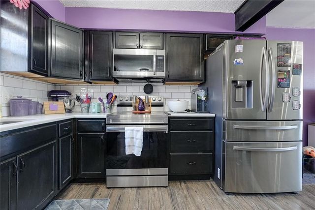 1808 SE Kingsway Street, Oak Grove, MO 64075