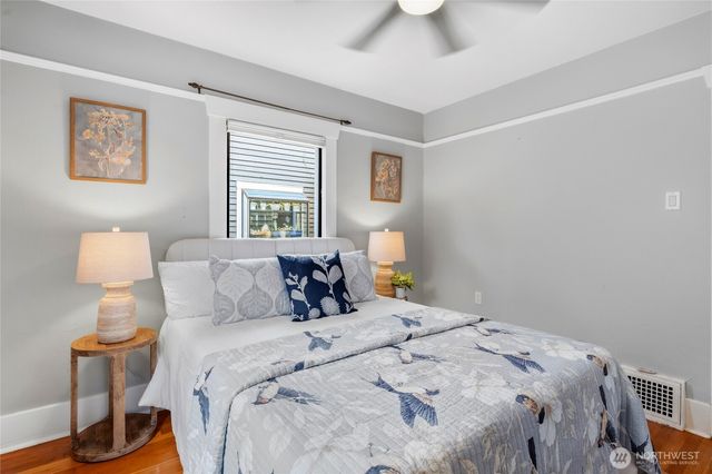 1423 33rd Avenue, Seattle, WA 98122