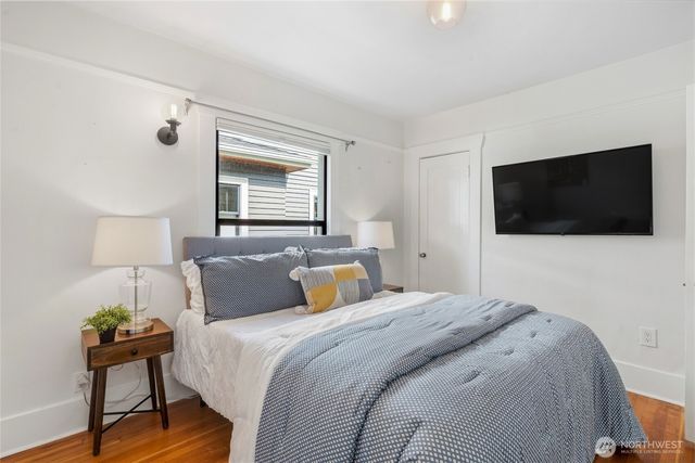 1423 33rd Avenue, Seattle, WA 98122