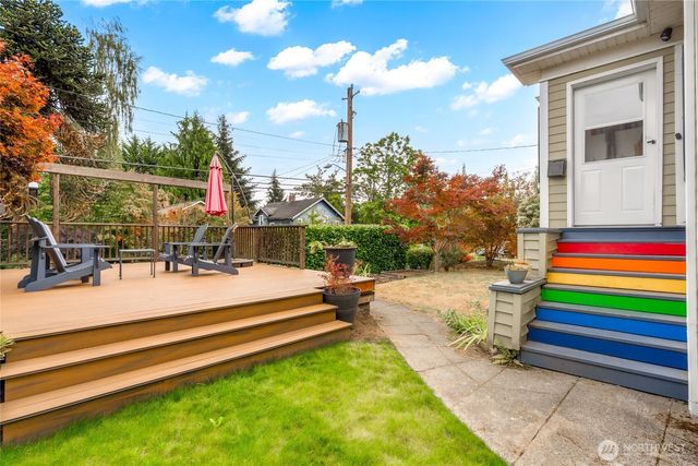 1423 33rd Avenue, Seattle, WA 98122