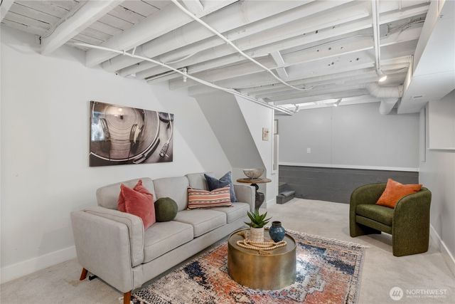 1423 33rd Avenue, Seattle, WA 98122