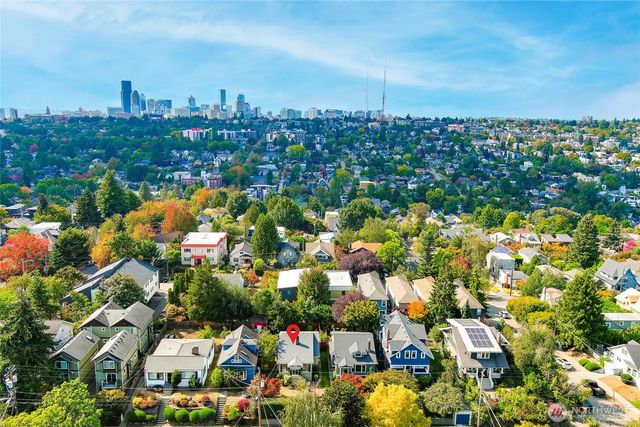 1423 33rd Avenue, Seattle, WA 98122