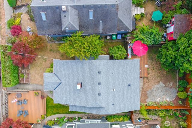 1423 33rd Avenue, Seattle, WA 98122