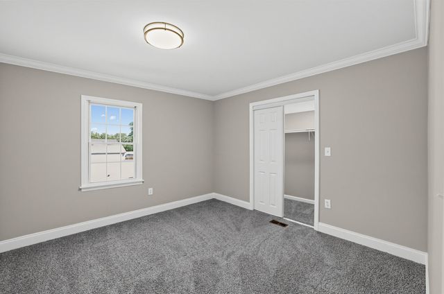 116 South Avenue, Spartanburg, SC 29306