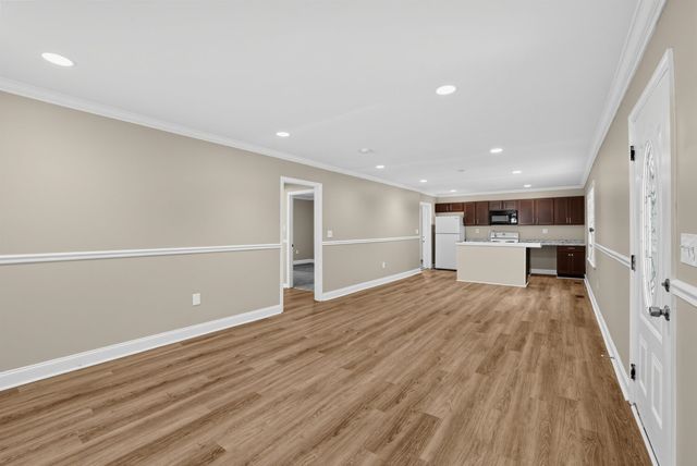 116 South Avenue, Spartanburg, SC 29306
