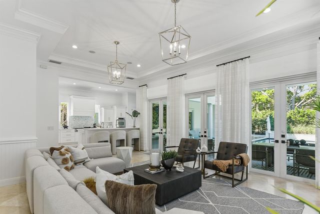 11513 Green Bayberry Drive, Palm Beach Gardens, FL 33418