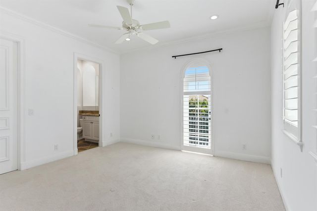 11513 Green Bayberry Drive, Palm Beach Gardens, FL 33418