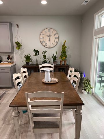 3326 S COOPER ST, Syracuse, UT 84075