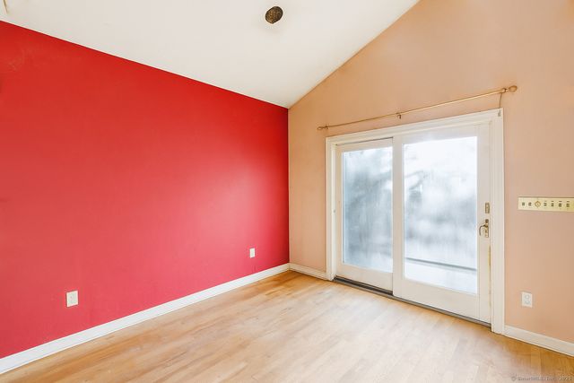 184 Putting Green Road, Trumbull, CT 06611