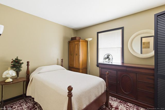 184 Putting Green Road, Trumbull, CT 06611