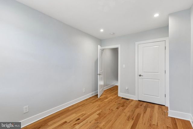 3825 MOUNT VERNON ST, Philadelphia, PA 19104