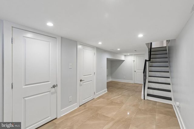 3825 MOUNT VERNON ST, Philadelphia, PA 19104