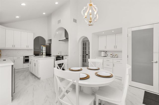 2480 VIA GENOVA, Apopka, FL 32712
