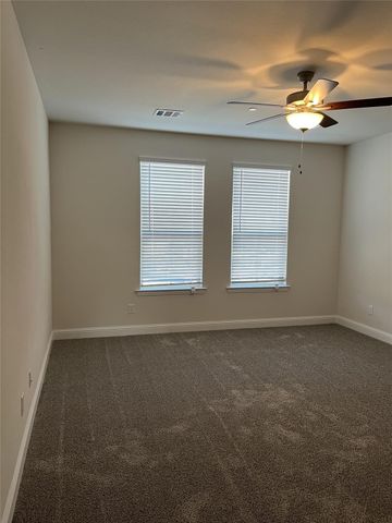 338 Almanor Street, Lewisville, TX 75056