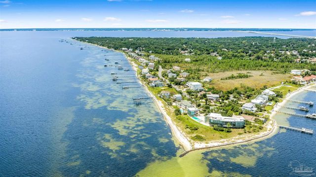 503 Deer Point Dr, Gulf Breeze, FL 32561