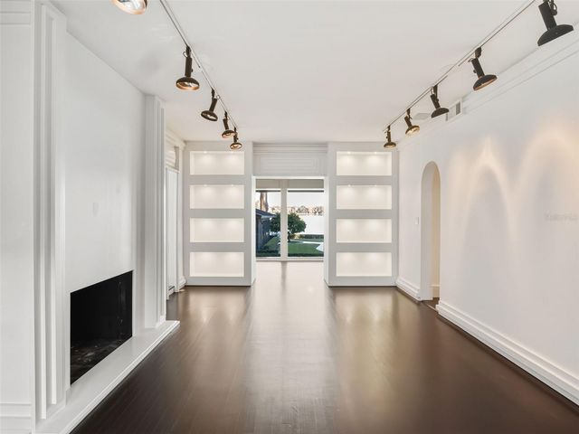 1336 COLLEGE POINT, Winter Park, FL 32789