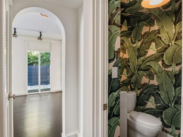 1336 COLLEGE POINT, Winter Park, FL 32789