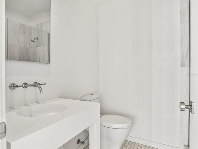 1336 COLLEGE POINT, Winter Park, FL 32789