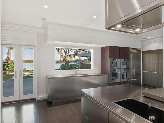 1336 COLLEGE POINT, Winter Park, FL 32789