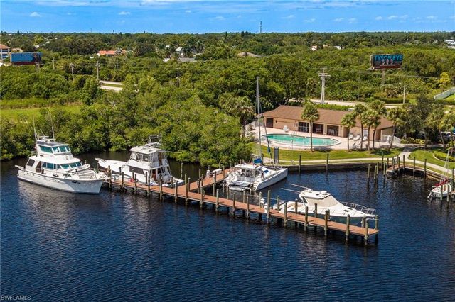 3458 Hancock Bridge PKWY 162, North Fort Myers, FL 33903