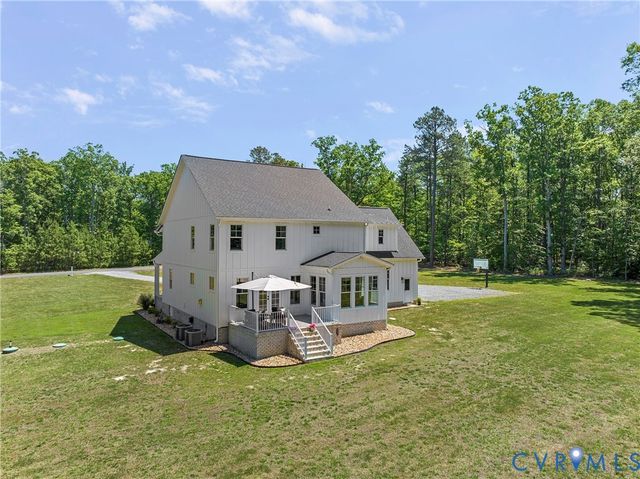 13003 Farrington Place Ln, Hanover, VA 23059