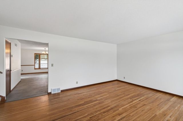 3540 Mcknight Road N, White Bear Lake, MN 55110