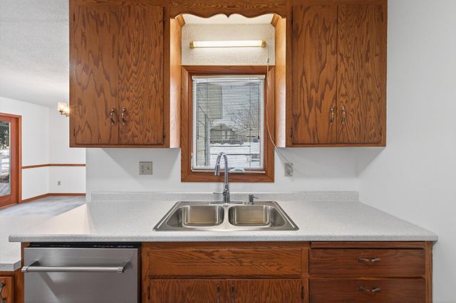 3540 Mcknight Road N, White Bear Lake, MN 55110