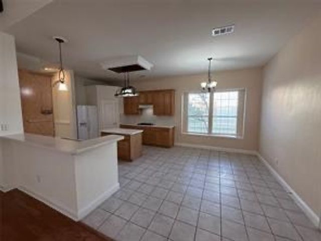 123 Hillcrest Drive, Murphy, TX 75094