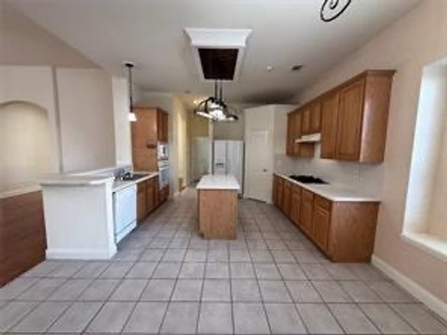 123 Hillcrest Drive, Murphy, TX 75094