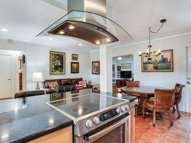 3662 24TH AVENUE N, St Petersburg, FL 33713