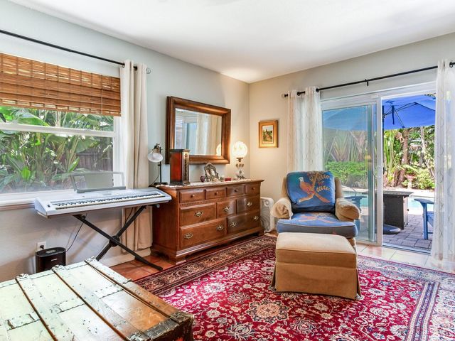 3662 24TH AVENUE N, St Petersburg, FL 33713