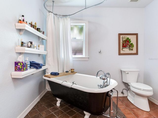 3662 24TH AVENUE N, St Petersburg, FL 33713