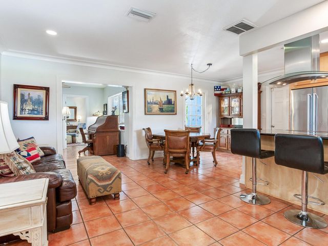 3662 24TH AVENUE N, St Petersburg, FL 33713