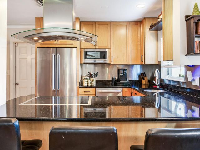 3662 24TH AVENUE N, St Petersburg, FL 33713