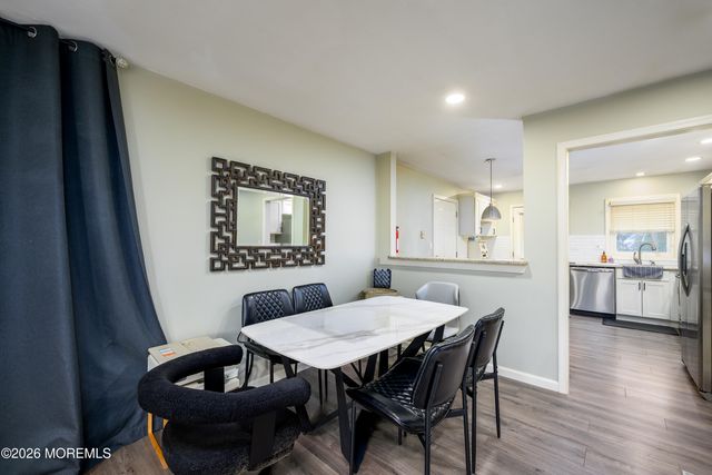 343B Canterbury Court 1002, Lakewood, NJ 08701