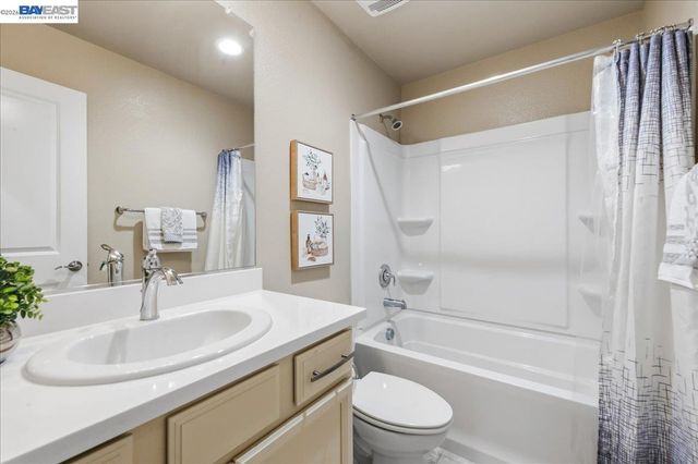 4398 Healdsburg Way, Dublin, CA 94568