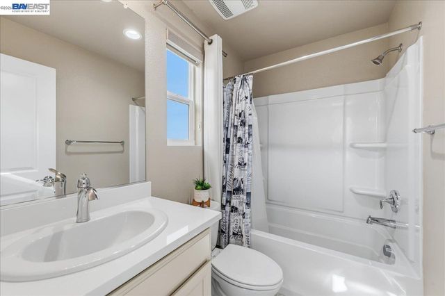 4398 Healdsburg Way, Dublin, CA 94568