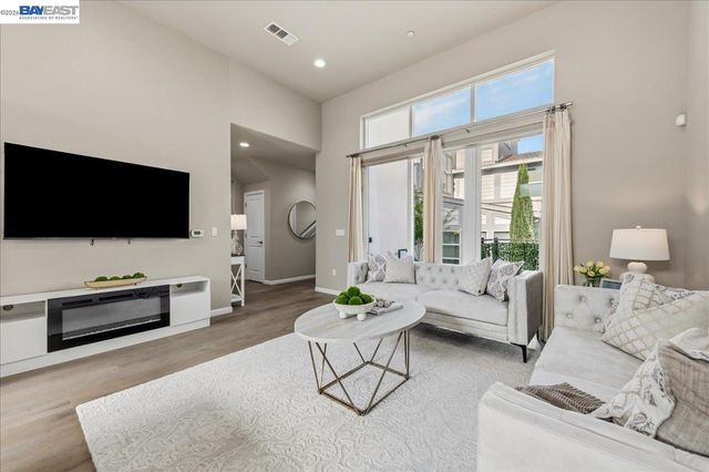 4398 Healdsburg Way, Dublin, CA 94568