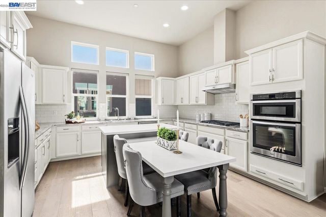 4398 Healdsburg Way, Dublin, CA 94568
