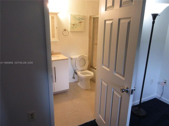 10835 SW 112th Ave 305, Miami, FL 33176