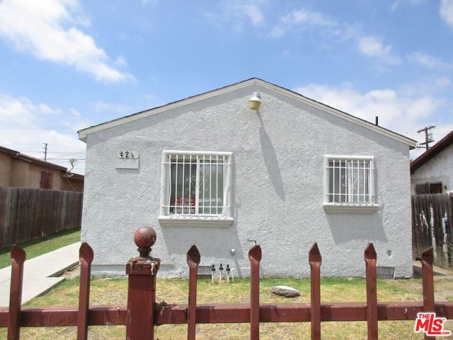427 E 98th Street, Los Angeles, CA 90003