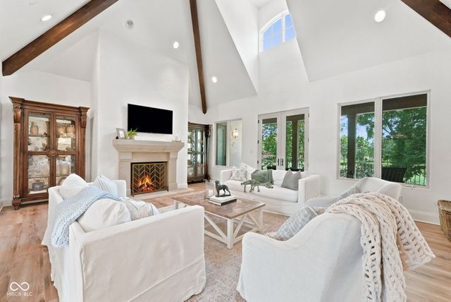 15479 Hidden Oaks Lane, Carmel, IN 46033