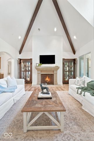 15479 Hidden Oaks Lane, Carmel, IN 46033