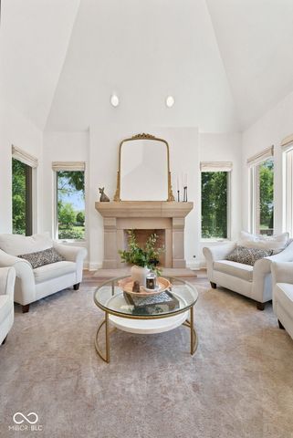 15479 Hidden Oaks Lane, Carmel, IN 46033