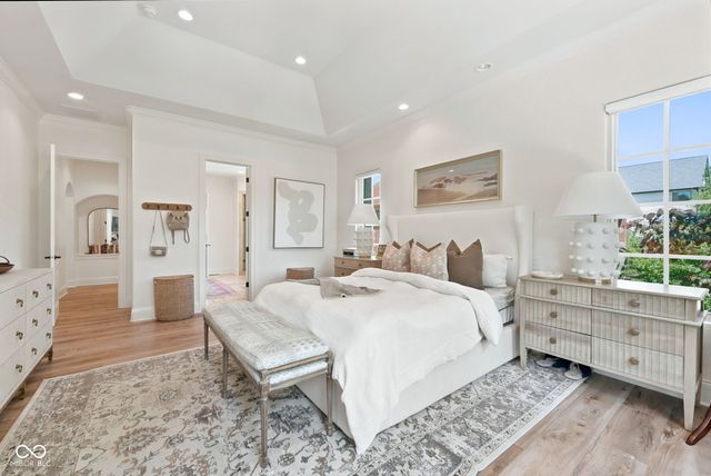 15479 Hidden Oaks Lane, Carmel, IN 46033