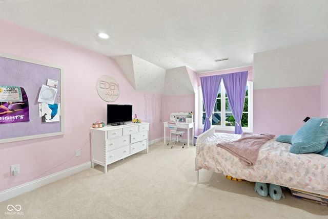 15479 Hidden Oaks Lane, Carmel, IN 46033