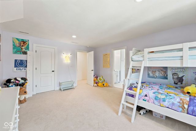 15479 Hidden Oaks Lane, Carmel, IN 46033
