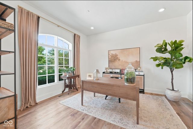 15479 Hidden Oaks Lane, Carmel, IN 46033